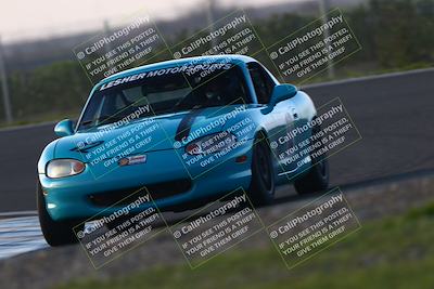 media/Jan-18-2026-CalClub SCCA (Sun) [[8bc6468723]]/Group 7 Race/Turn 1/